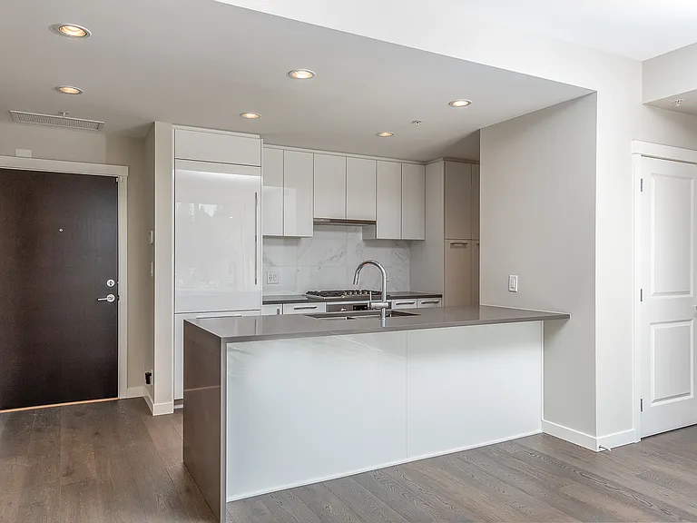 5687 Gray Ave #1XX — Photo 4