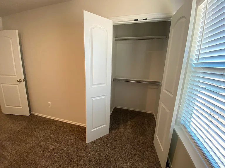 10801 NW 119th Pl — Photo 34