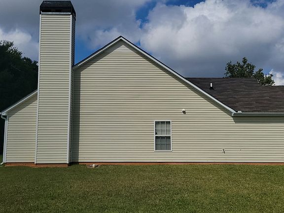 3rd image of 284 Rockingham Dr #284