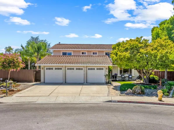515 Encino Dr, Morgan Hill, CA 95037