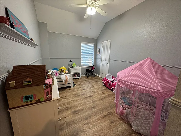 17800 Kilkenny Dr — Photo 15