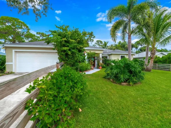 245 SW De Gouvea Terrace, Port St Lucie, FL 34984