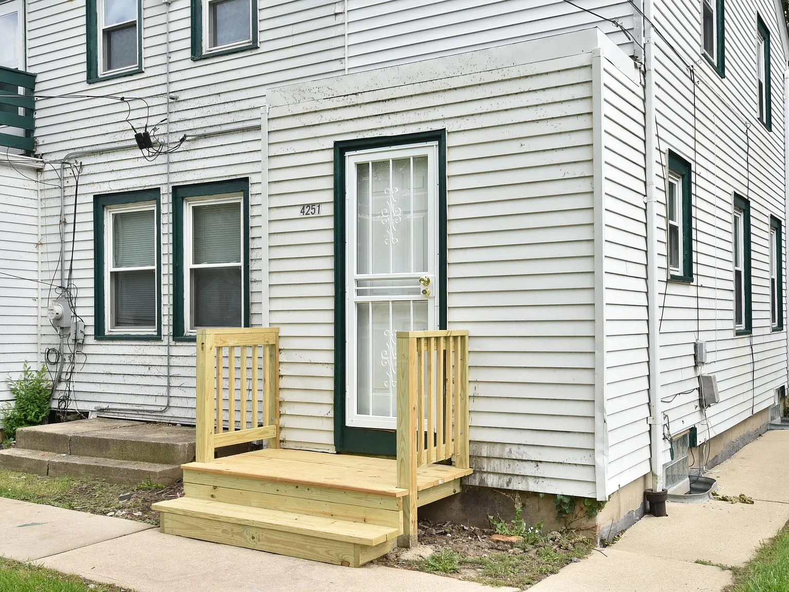 2 bed, 950 sqft, $1,195 — Photo 2
