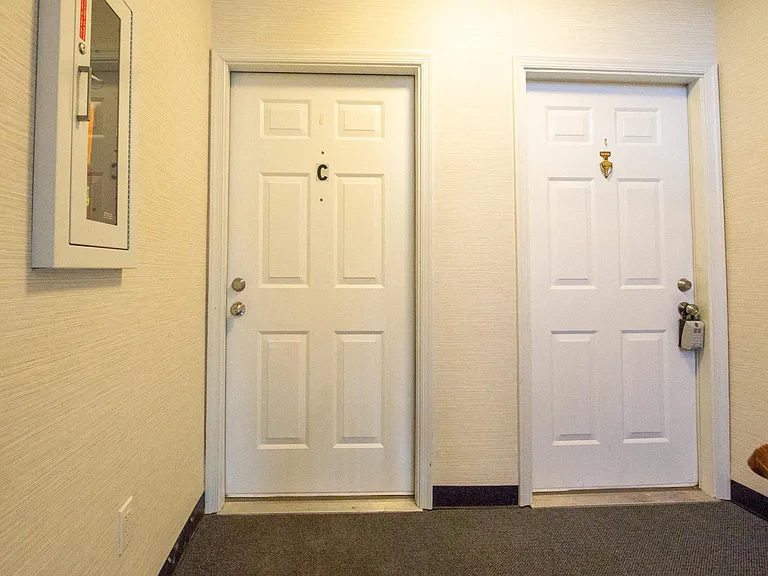 120 Fort Evans Rd SE #C — Photo 2
