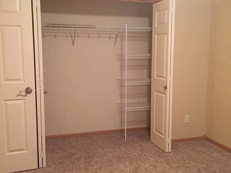 642 Antelope Cir — Photo 16