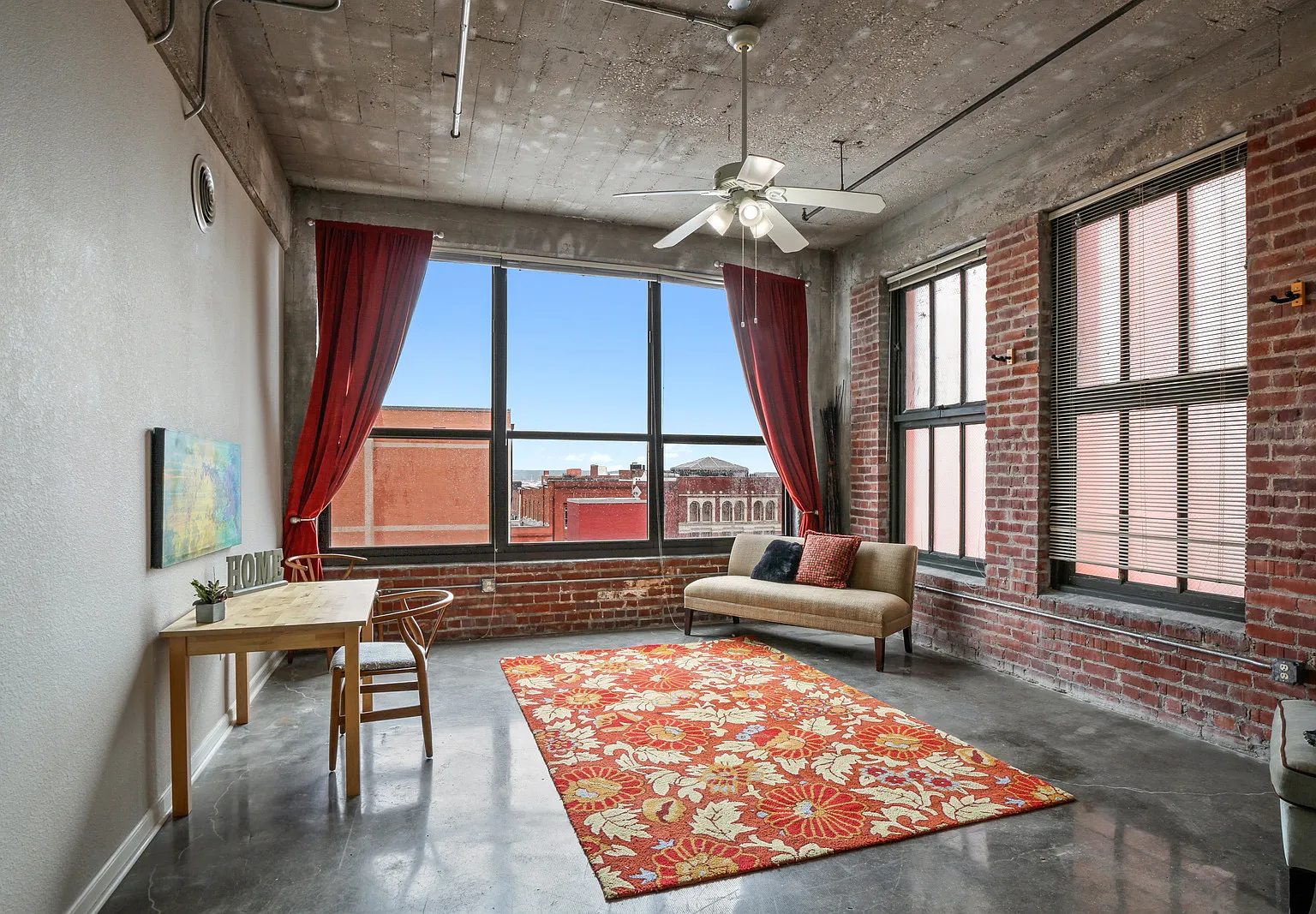 2 bed, 1400 sqft, $1,900 — Photo 1