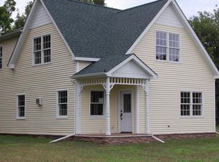 305 Nichols St, Lowell, IN 46356