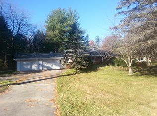 2352 S Graham Rd, Saginaw, MI 48609