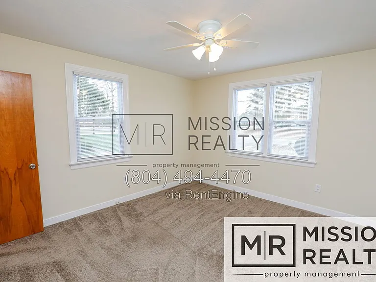 4823 Suecla Dr — Photo 10