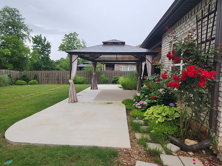 111 Fernhill Dr NW — Photo 27