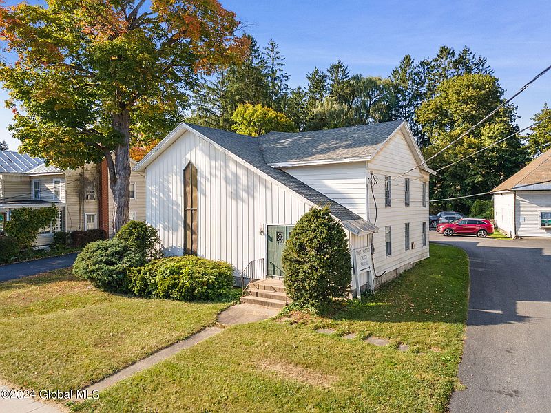 3rd image of 483 W Main Street