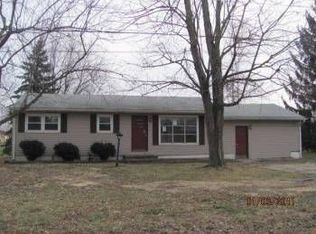 123 S Elba Rd, Lapeer, MI 48446