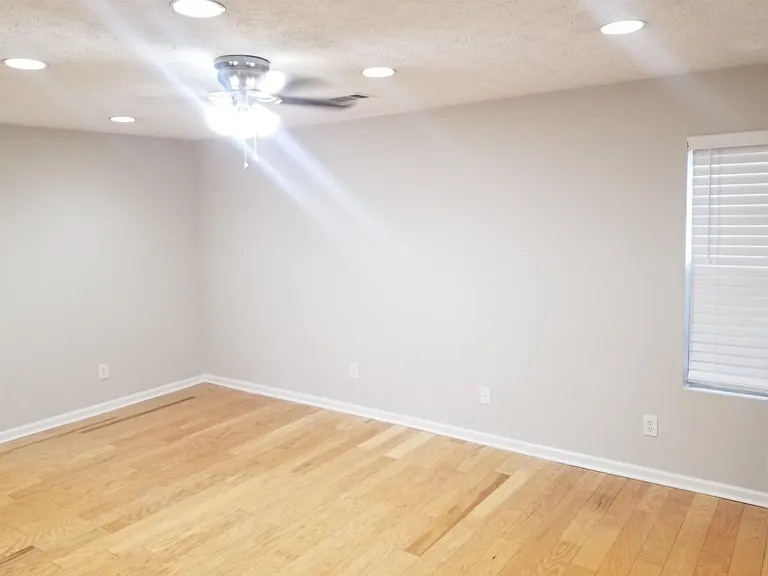 686 Morrow Rd — Photo 13