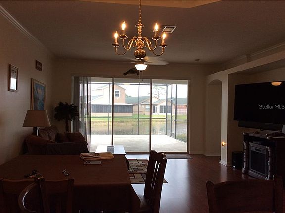 4th image of 21139 Diamonte Dr