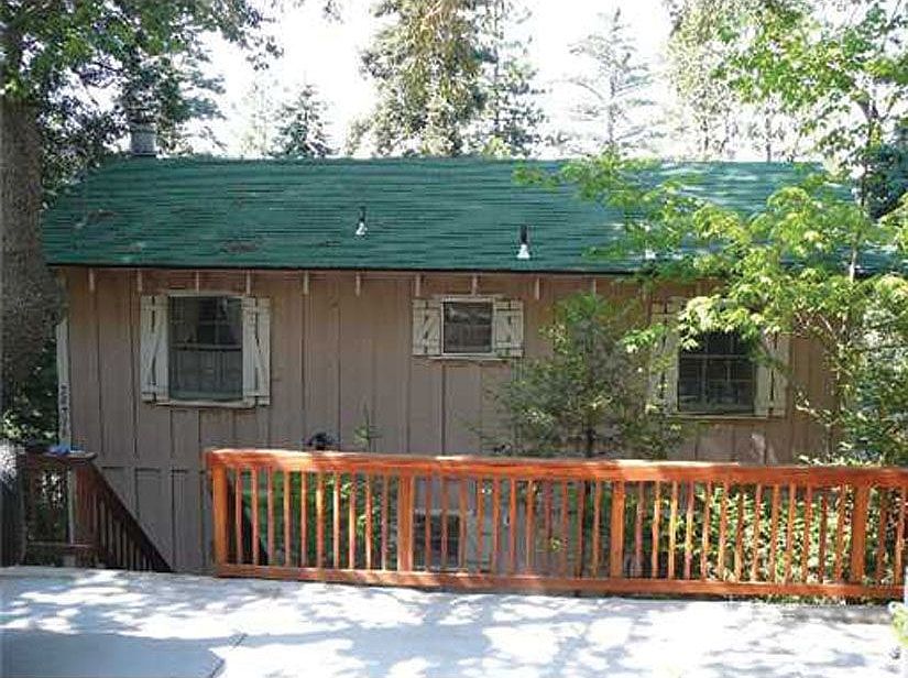 1st image of 28276 Larchmont Ln