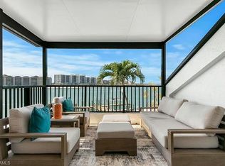 310 La Peninsula Blvd #310, Naples, FL 34113