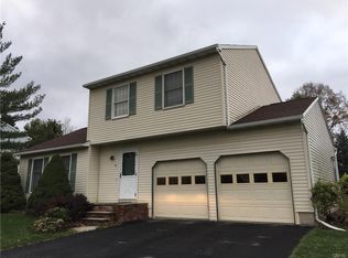 122 Woodgate Rd, Chittenango, NY 13037