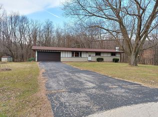 13157 Highgate Ct, Morrison, IL 61270