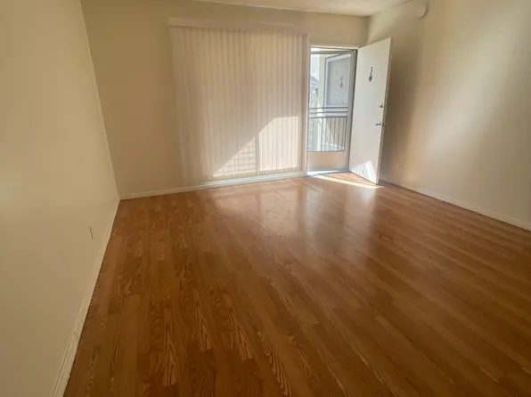 1607 N Harvard Blvd #3, Los Angeles, CA 90027