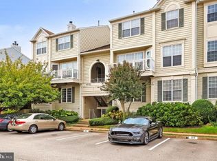 9242 Cardinal Forest Ln #9242B-20, Lorton, VA 22079