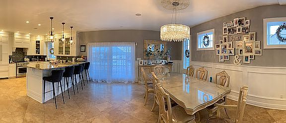 Dining room, open layout