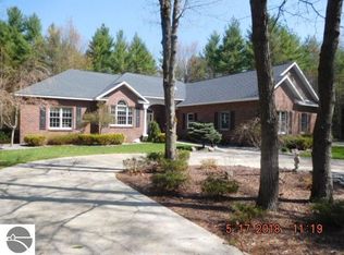 1303 Inez Ave, East Tawas, MI 48730