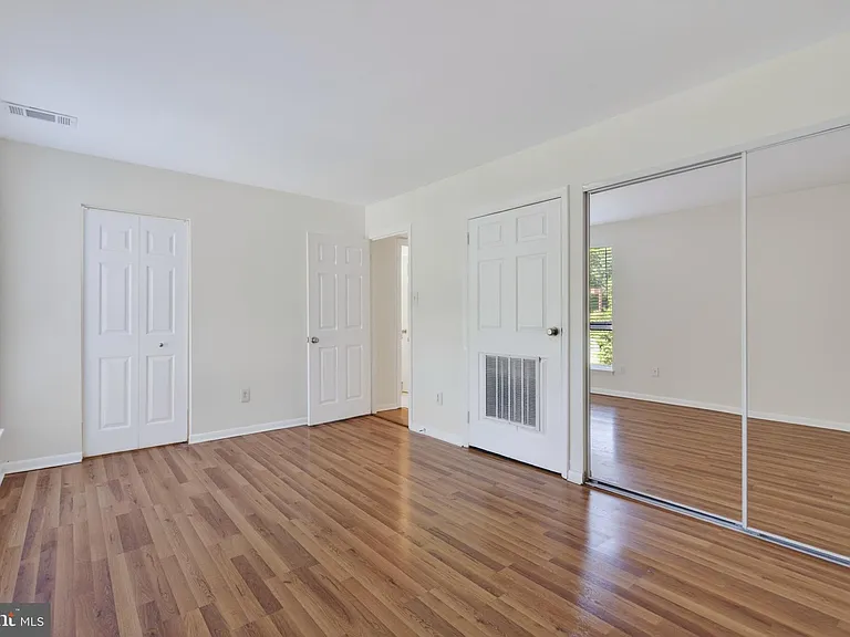 11260 Chestnut Grove Sq #139 — Photo 13