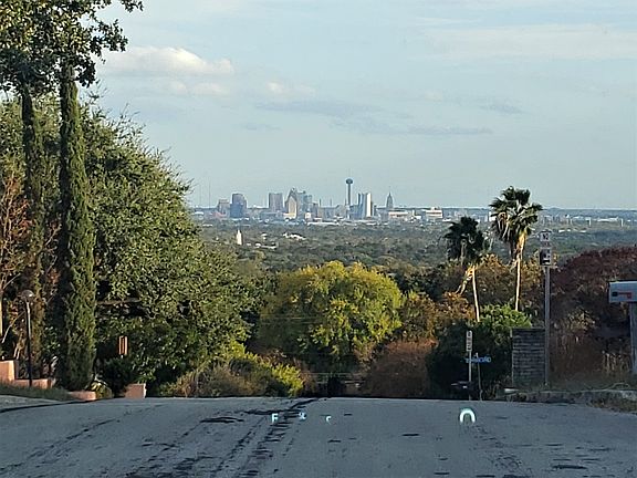 2nd image of 210 Clubhill Dr