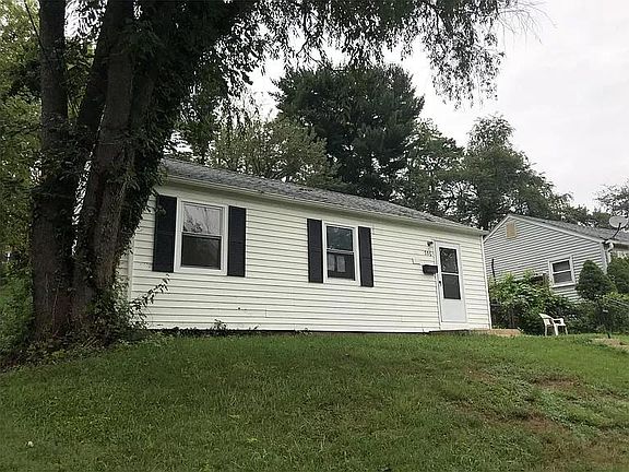 3rd image of 706 Crabb Ave