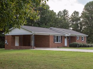 197 Laura Dr, Winston salem, NC 27107