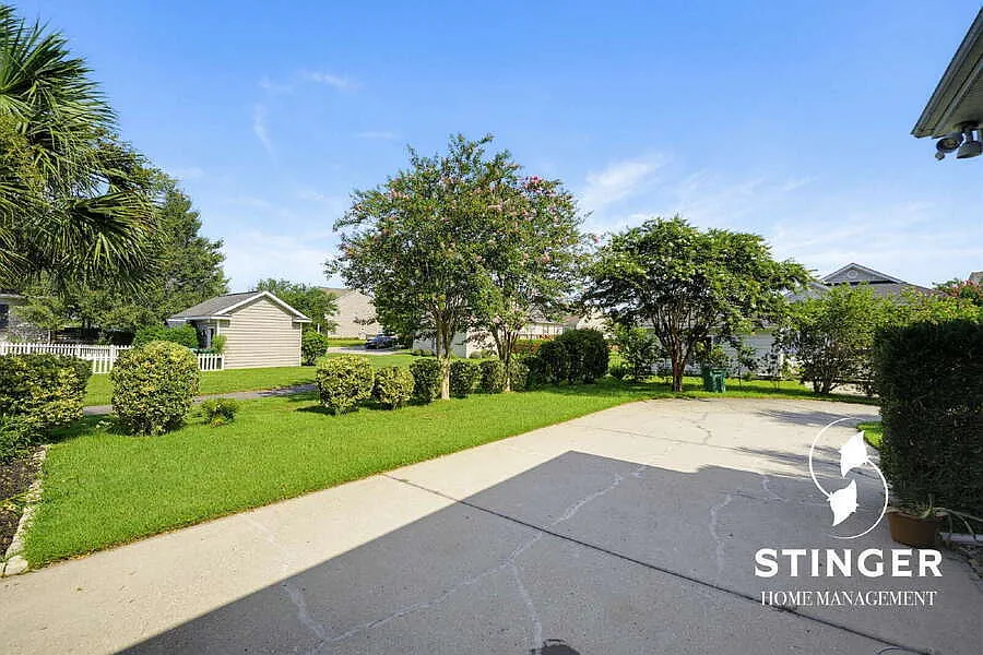 3 Bed / 2 Bath Home For Rent in Picket Fences! — Photo 3