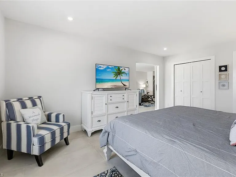 4200 Belair Ln #313 — Photo 18
