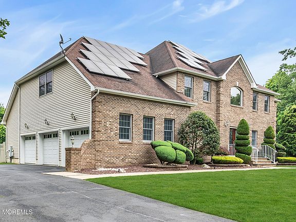 2nd image of 2 Michaels Court