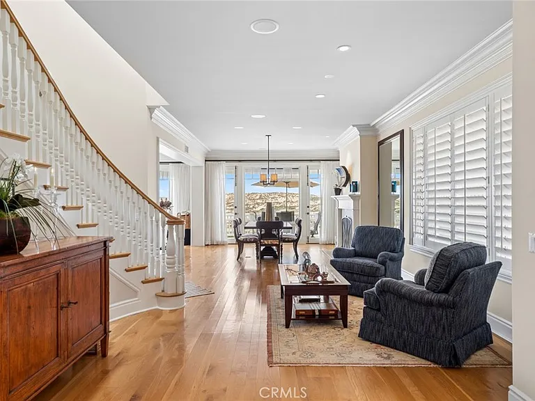 1550 E Oceanfront — Photo 30