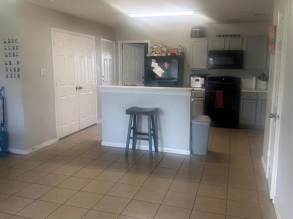 5th image of 23269 High Point St #71