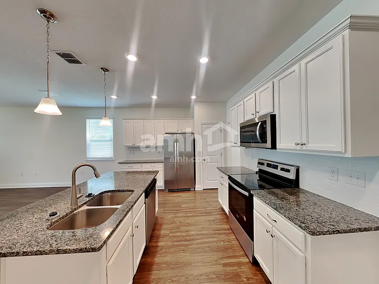2993 Hill Valley Ln — Photo 3