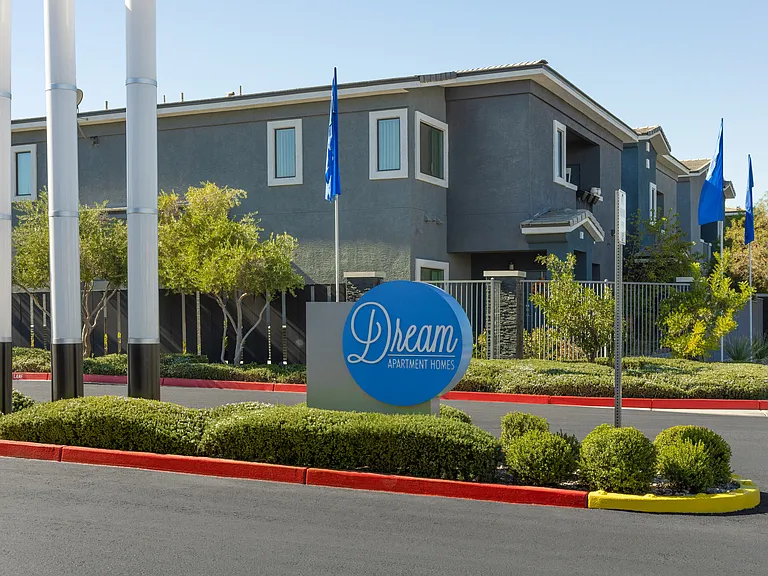 Dream Apartments — Photo 23