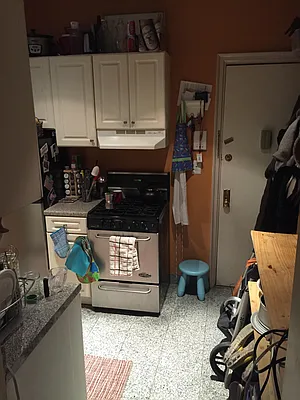 Rented by Chartwell Manhattan Realty | media 23