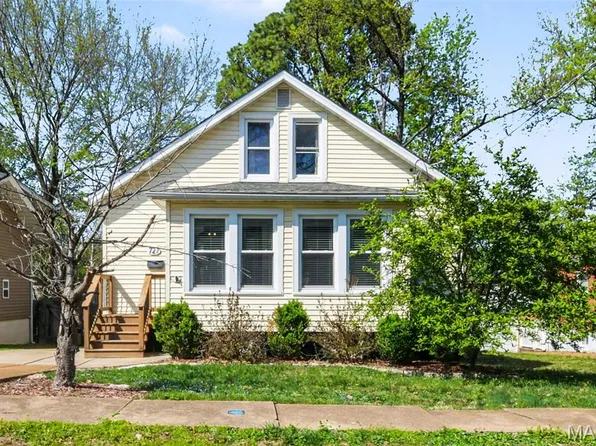 727 Landscape Ave, Saint Louis, MO 63119