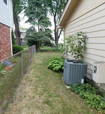 4th image of 8 Eric James Ct