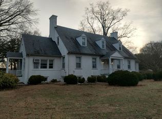 14322 Richmond Rd, Farnham, VA 22460