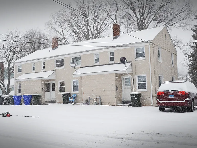 21 Cannon Rd — Photo 3