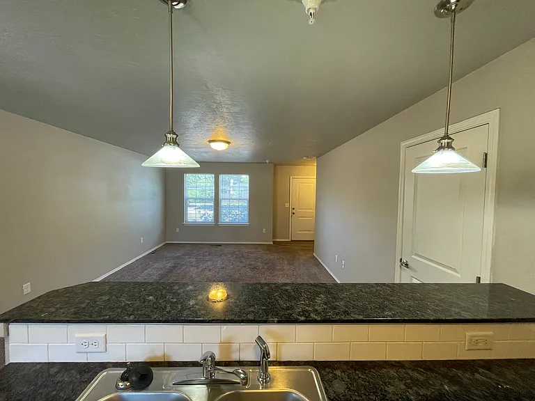 Gate House - 11026 Ustick Rd — Photo 15