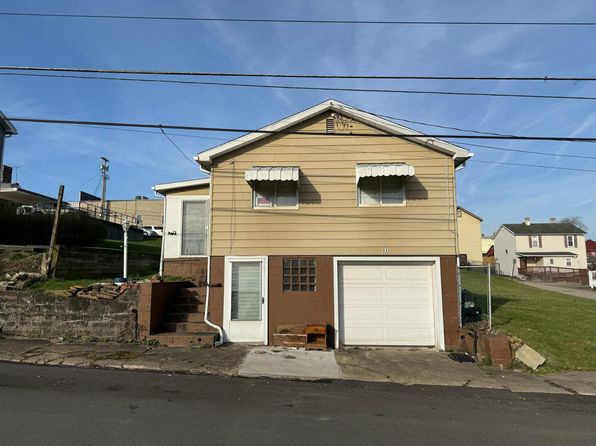 11 N Water St
