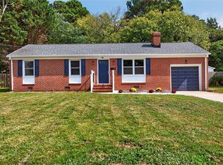 19 Evelyn Dr, Newport News, VA 23602