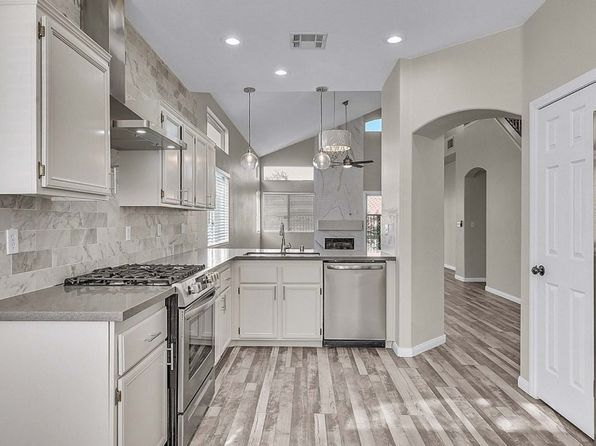 1795 Lily Pond Cir