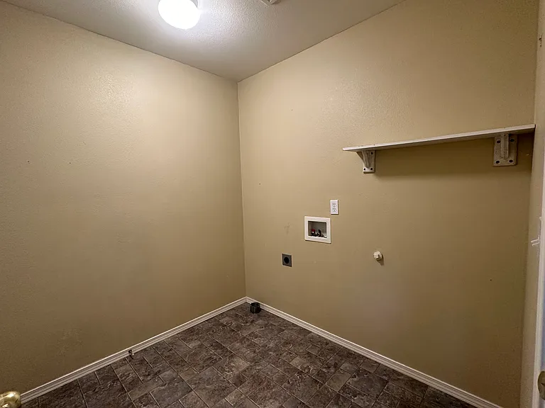 4047 Thoroughbred Ave SE — Photo 27