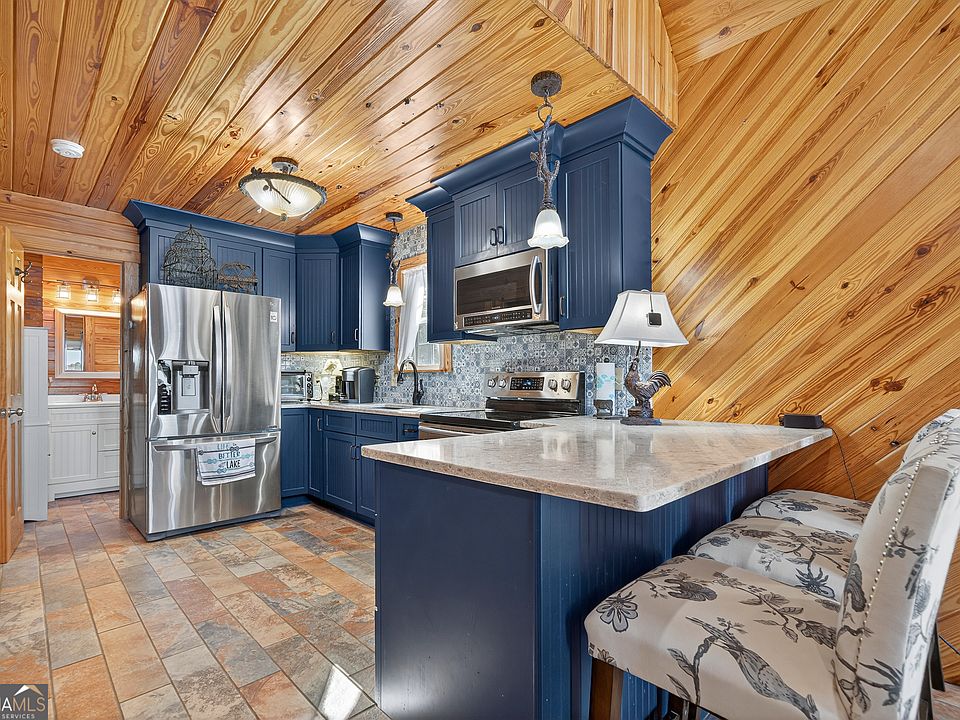 13th image of this home