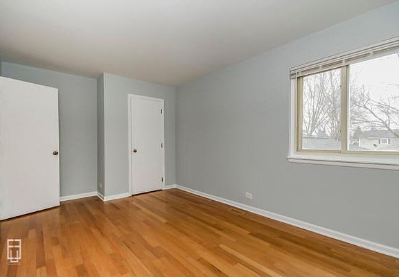 4th image of 1542 Cove Dr