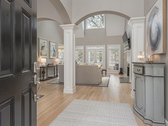 4th image of 1021 Ridge Ter